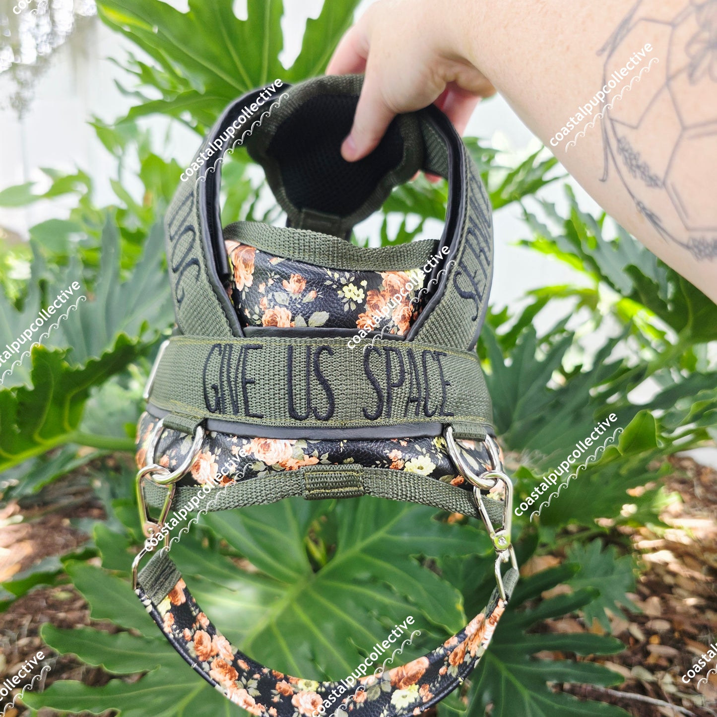 Floral hybrid harness